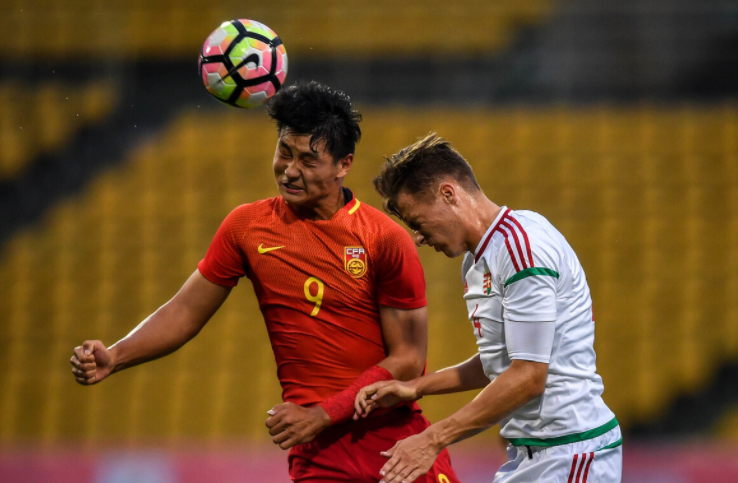 九游官网入口-包含里程碑夜！斯图加特再遭质疑；全明星赛转会期刷纪录；球迷炸锅；赛季目标并未改变的词条