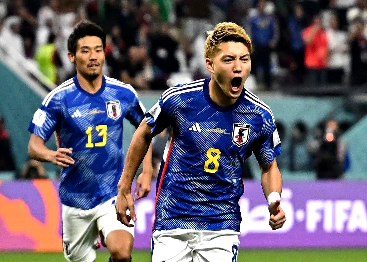 关于广州队训练开放日;赛前造点机会引欢呼;意大利杯在即;阵容厚度经受考验的信息 关于广州队训练开放日;赛前造点机会引欢呼;意大利杯在即;阵容厚度经受考验的信息